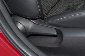 2018款丰田凯美瑞