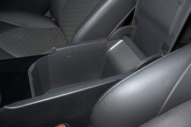 2018款丰田凯美瑞