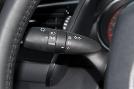 2018款丰田凯美瑞