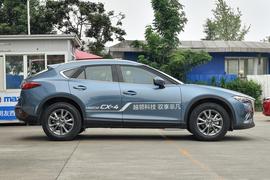 2018款马自达CX-4