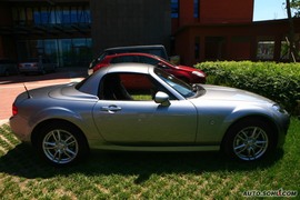 2009款马自达MX-5试驾