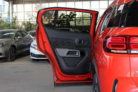 2017款雪铁龙天逸C5