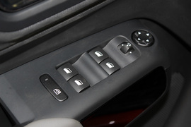 2017款雪铁龙天逸C5