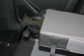 2017款雪铁龙天逸C5