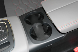 2017款雪铁龙天逸C5