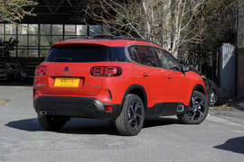 2017款雪铁龙天逸C5