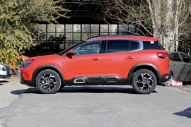 2017款雪铁龙天逸C5