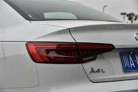 2017款奥迪A4L