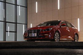 2018款长安睿骋CC