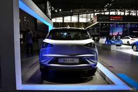 现代下一代燃料电池车