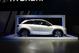 现代下一代燃料电池车