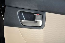 2013款起亚狮跑2.0L