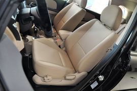 2013款起亚狮跑2.0L