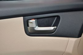 2013款起亚狮跑2.0L