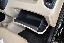 2013款起亚狮跑2.0L