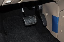 2013款起亚狮跑2.0L