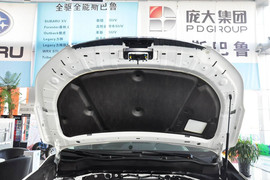 2013款斯巴鲁森林人2.5i自动精英导航版