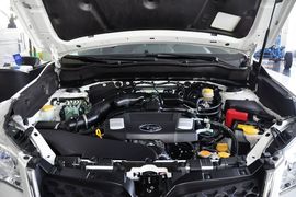 2013款斯巴鲁森林人2.5i自动精英导航版