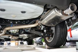 2013款斯巴鲁森林人2.5i自动精英导航版