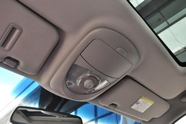 2014款双龙爱腾2.3L四驱自动豪华汽油版