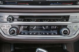 2017款宝马730Li