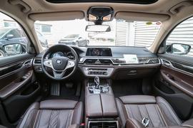 2017款宝马730Li