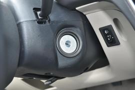 2017款东南V3菱悦