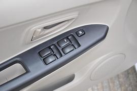 2017款东南V3菱悦