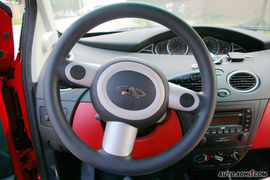 2009款奇瑞QQme抢先试驾