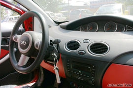 2009款奇瑞QQme抢先试驾