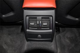 2016款宝马M3四门轿跑车