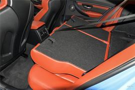 2016款宝马M3四门轿跑车