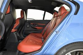 2016款宝马M3四门轿跑车