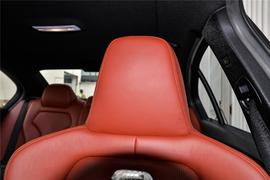 2016款宝马M3四门轿跑车