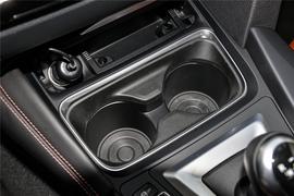 2016款宝马M3四门轿跑车