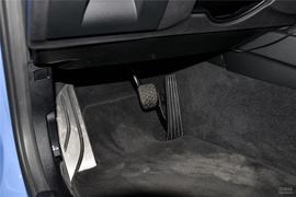 2016款宝马M3四门轿跑车