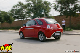 2009款奇瑞QQme抢先试驾