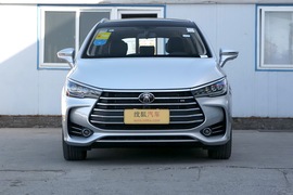 2017款比亚迪宋MAX