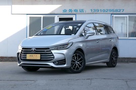 2017款比亚迪宋MAX