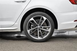 2017款奥迪A4L