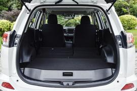 2016款丰田RAV4荣放