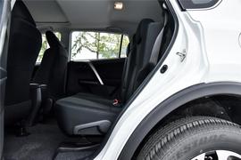 2016款丰田RAV4荣放