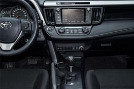 2016款丰田RAV4荣放
