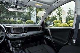 2016款丰田RAV4荣放