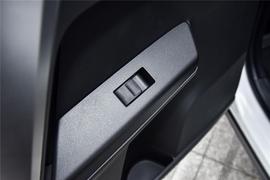 2016款丰田RAV4荣放