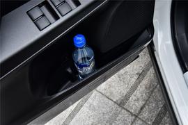 2016款丰田RAV4荣放