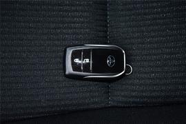 2016款丰田RAV4荣放