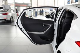 2012款现代朗动1.6L