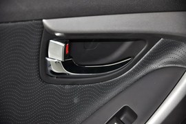 2012款现代朗动1.6L