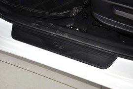 2012款现代朗动1.6L